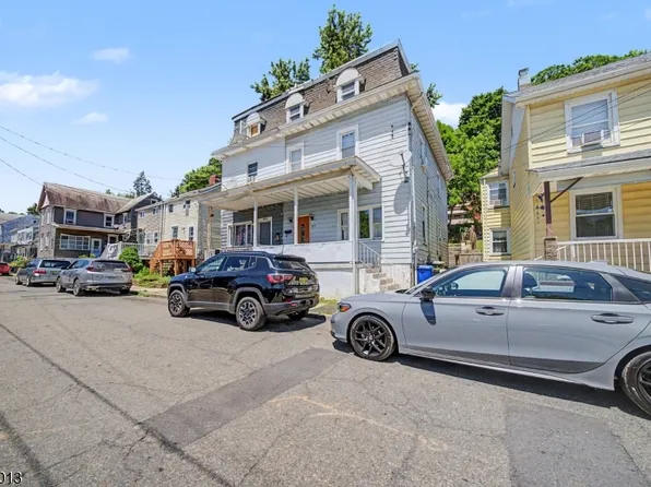 53 Brainard St, Phillipsburg Town, NJ 08865