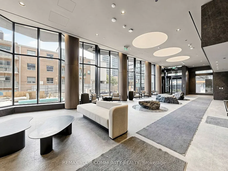 110 Broadway Ave E #819 — Photo 6