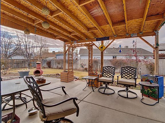 3rd image of 534 N Mountain Oak Ct