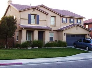 1063 Hawthorne Dr, Hemet, CA 92545
