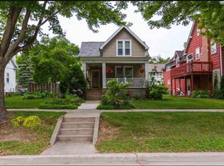 1110 S Webster Ave, Green Bay, WI 54301