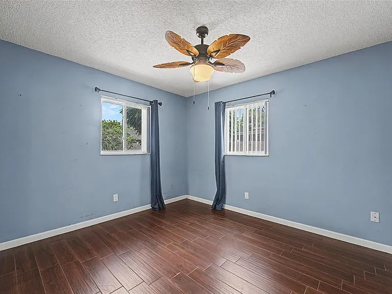 4212 Gray Squirrel Ln — Photo 19