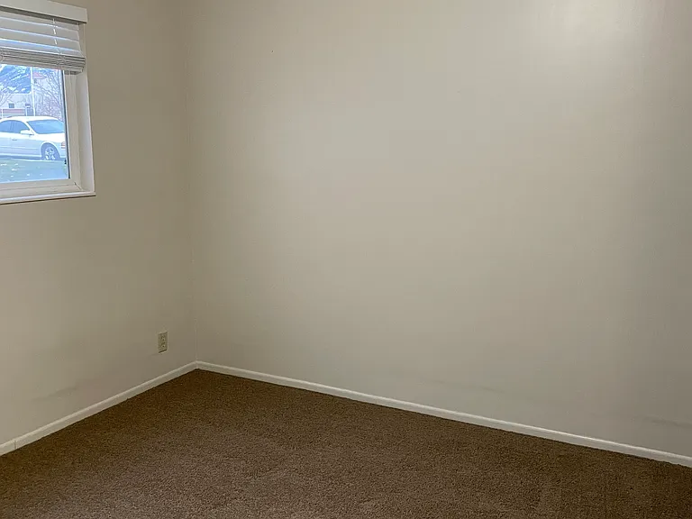 15 E 600 N — Photo 19