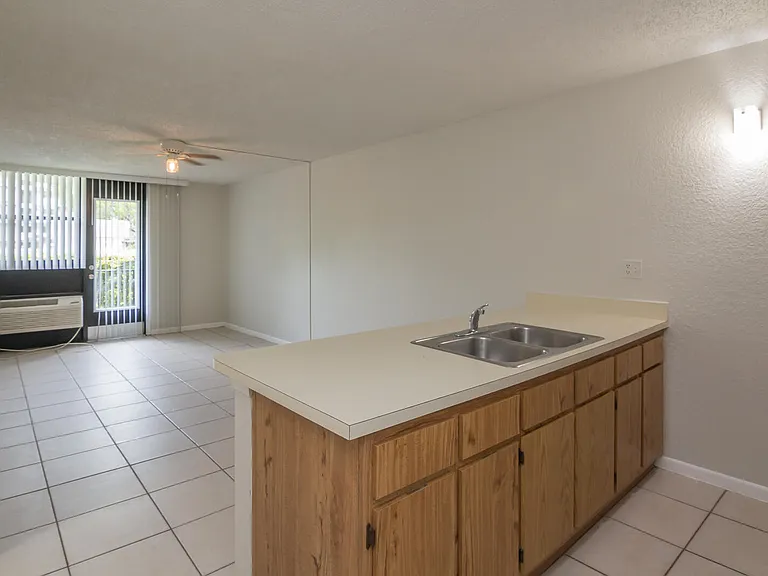 2771 Riverside Dr #109-A — Photo 2