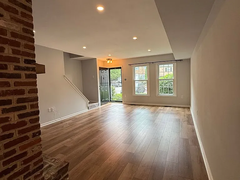 97 Providence Ave — Photo 6