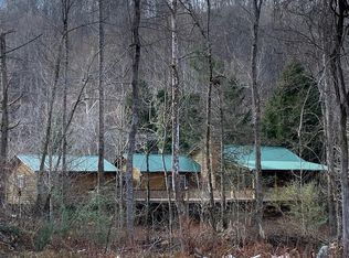 930 Dry Creek Rd, Robbinsville, NC 28771