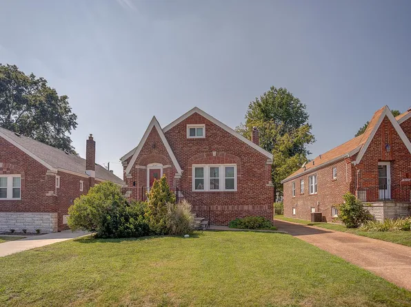 9045 Rosemary Ave, Saint Louis, MO 63123