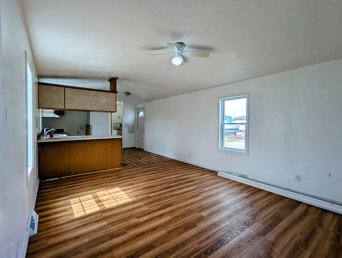 Building Photo - 41 Dona St #16