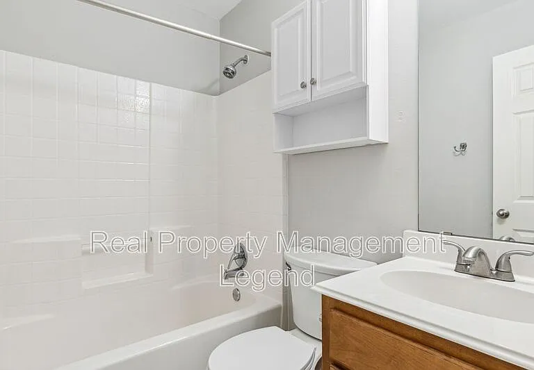 110 Magnolia St — Photo 21
