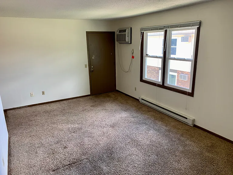 2511 Golf Rd #3 — Photo 4