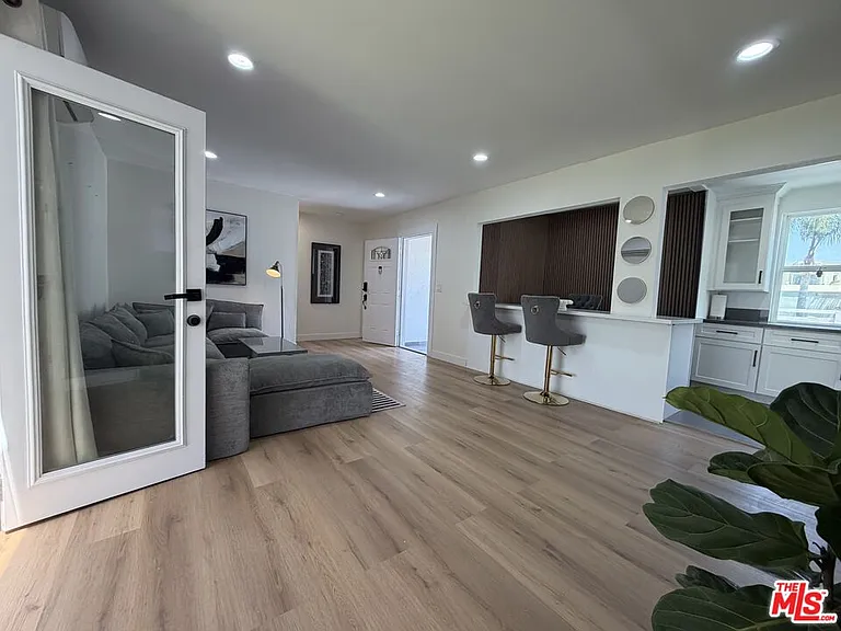 11836 Laurelwood Dr — Photo 21