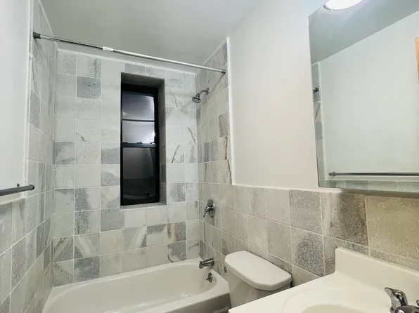 76 Pinehurst Avenue image 8 of 8