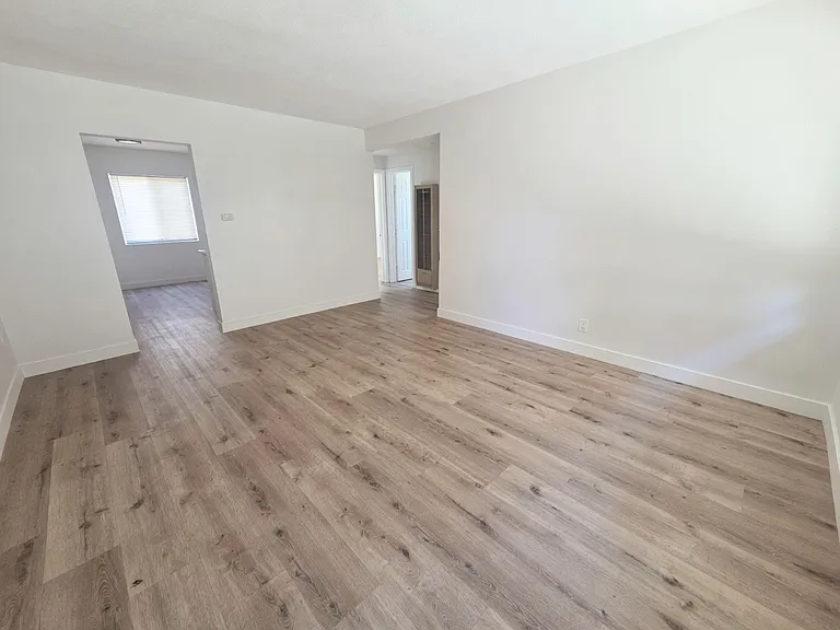 7722 Walker Ave #MAIN — Photo 14