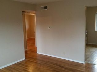 2703 Mars Ln, Maryland Heights, MO 63043