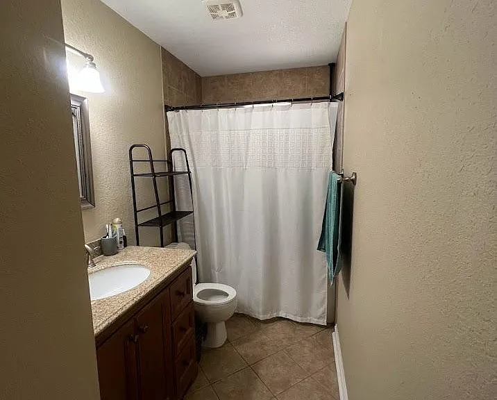 Bathroom1