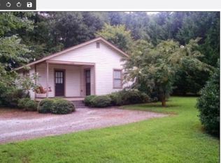 115 Sheriff Rd, Central, SC 29630
