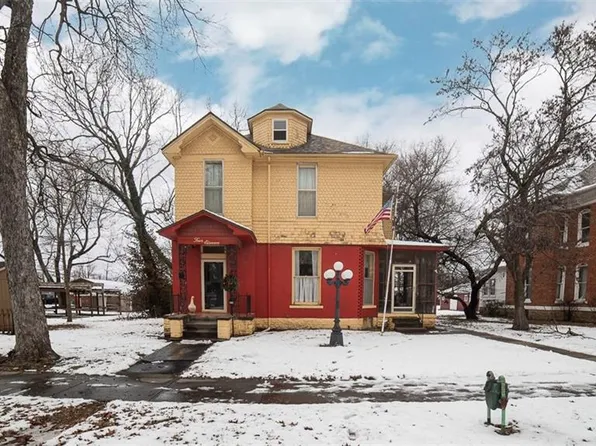 411 W 4th Ave, Garnett, KS 66032
