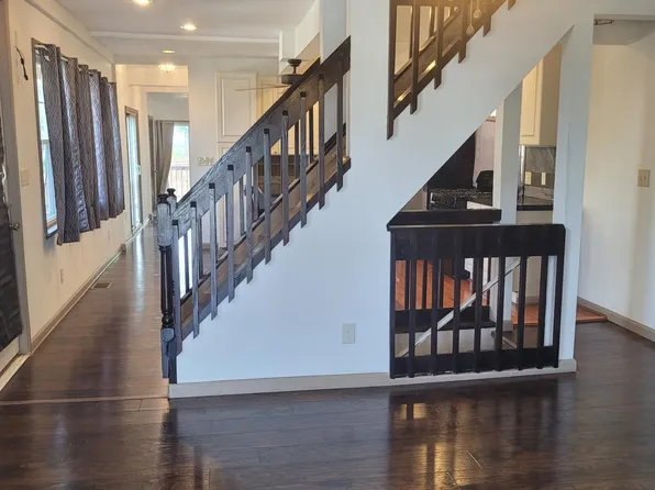 1423 Elmtree St, Baltimore, MD 21226