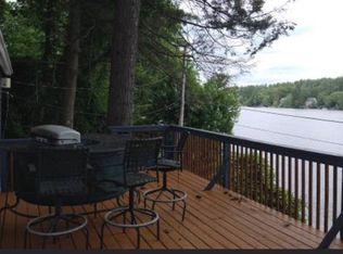 8 Lakeview St, Amherst, NH 03031