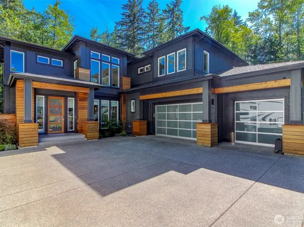 9308 270th Street E, Graham, WA 98338
