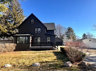 1338 Jackson St, Montgomery, IL 60538