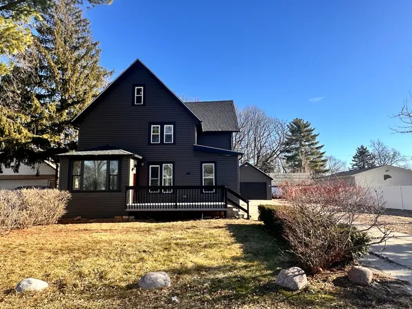 1338 Jackson St, Montgomery, IL 60538