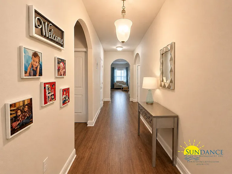 670 Teal St — Photo 3
