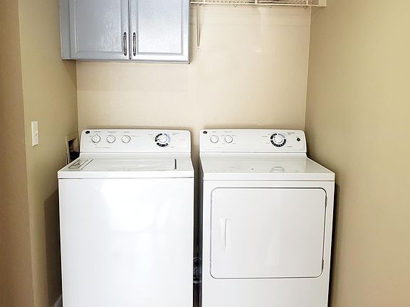 New washer and dryer, with ample storage