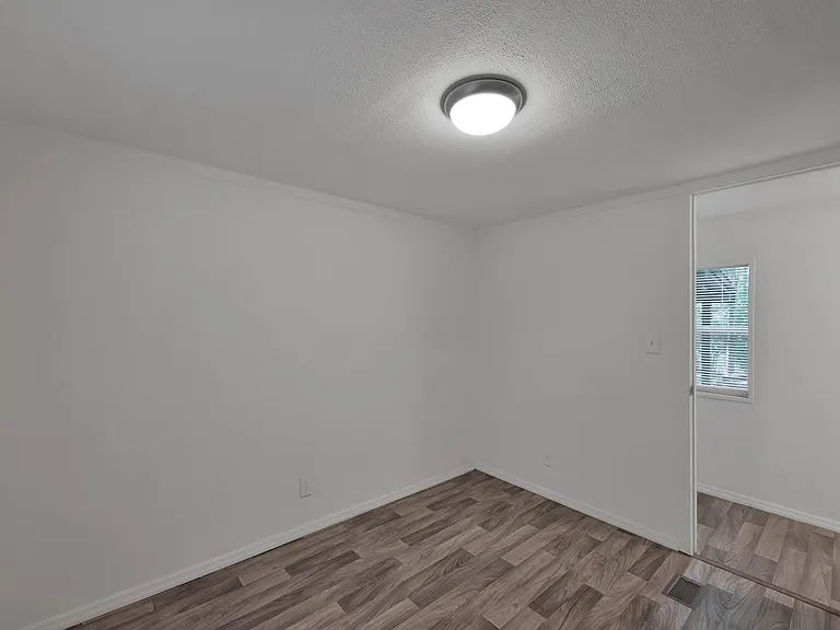 6432 Longmire Rd — Photo 16