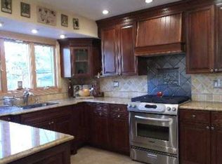 61 Pickwick Dr, Commack, NY 11725