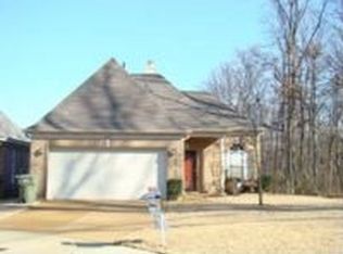 2718 Misty Bay Dr, Arlington, TN 38002
