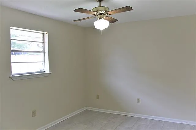 3709 Bunkerhill Dr — Photo 19