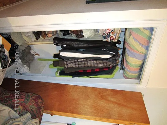 Rented by Universal Realty Group | media 9