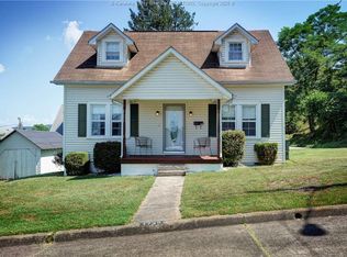 1735 17th St, Nitro, WV 25143