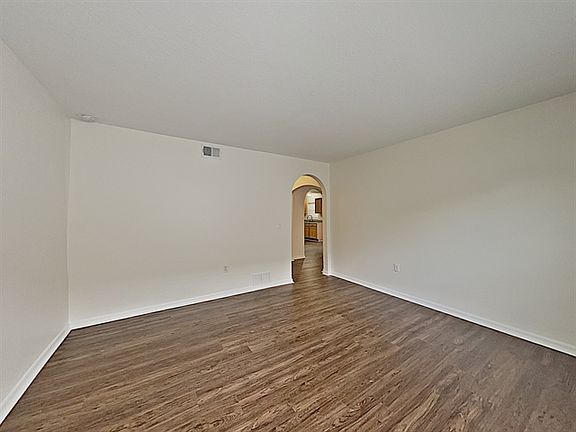 2nd image of 3229 Bellericay Ln