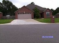 1st image of 606 Llama Dr
