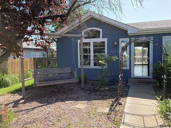 2nd image of 104 High Meadows Dr