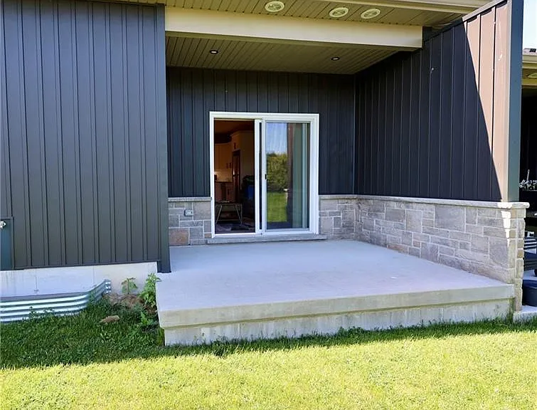9 Silver Creek Cres — Photo 14