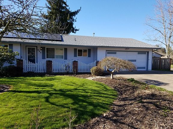 2nd image of 771 NE 9th Ave