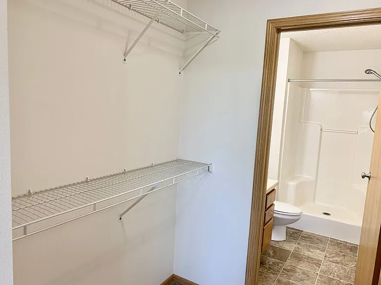 Huntington Pointe II — Photo 9
