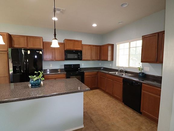 3rd image of 11029 E Palmetto Pointe Trl