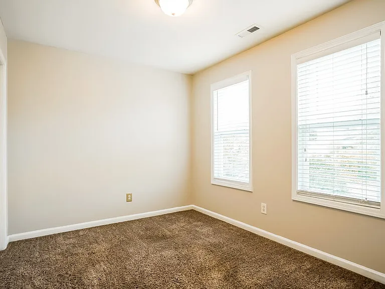 146 Willowbrook Cir — Photo 17