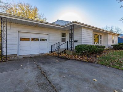 1324 E Douglas St, Goshen, IN, 46528