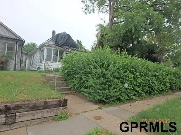 1935 S 11th St, Omaha, NE 68108