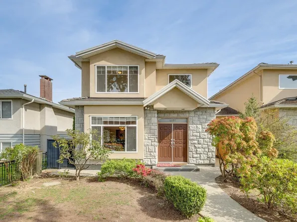 6591 Winch St, Burnaby, BC V5B 2L5