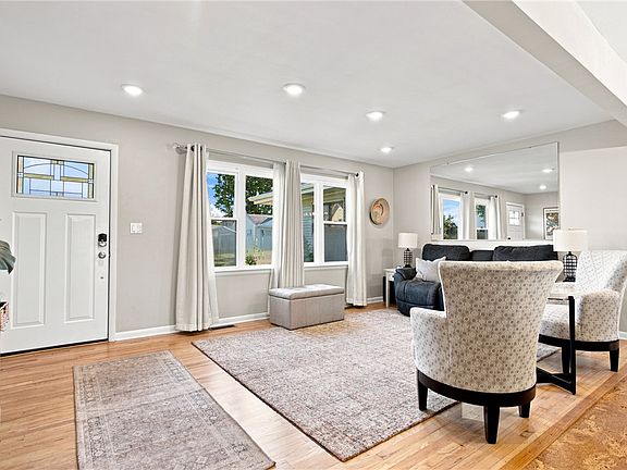 4th image of 1804 Johnson Ave