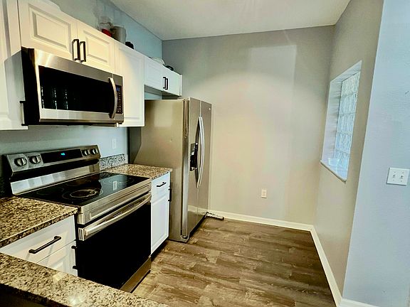 3rd image of 6439 Cypressdale Dr #1-101-1