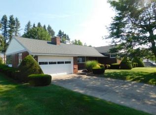 301 Russ Ln, Saint Marys, PA 15857