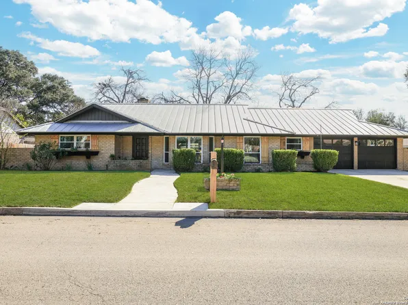 626 Fawndale LN, Windcrest, TX 78239