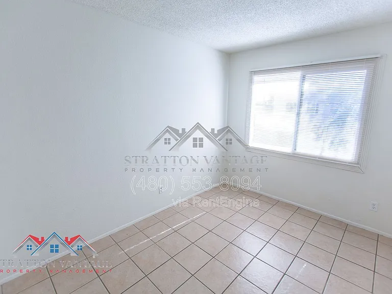 4107 N 81st St — Photo 21